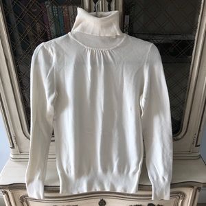 Talbots Cream/White Turtleneck